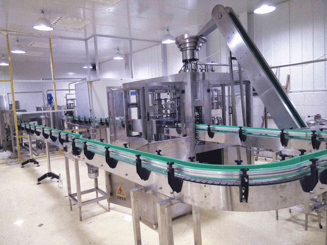 Complete Automatic Bottled Water Production Line Machine