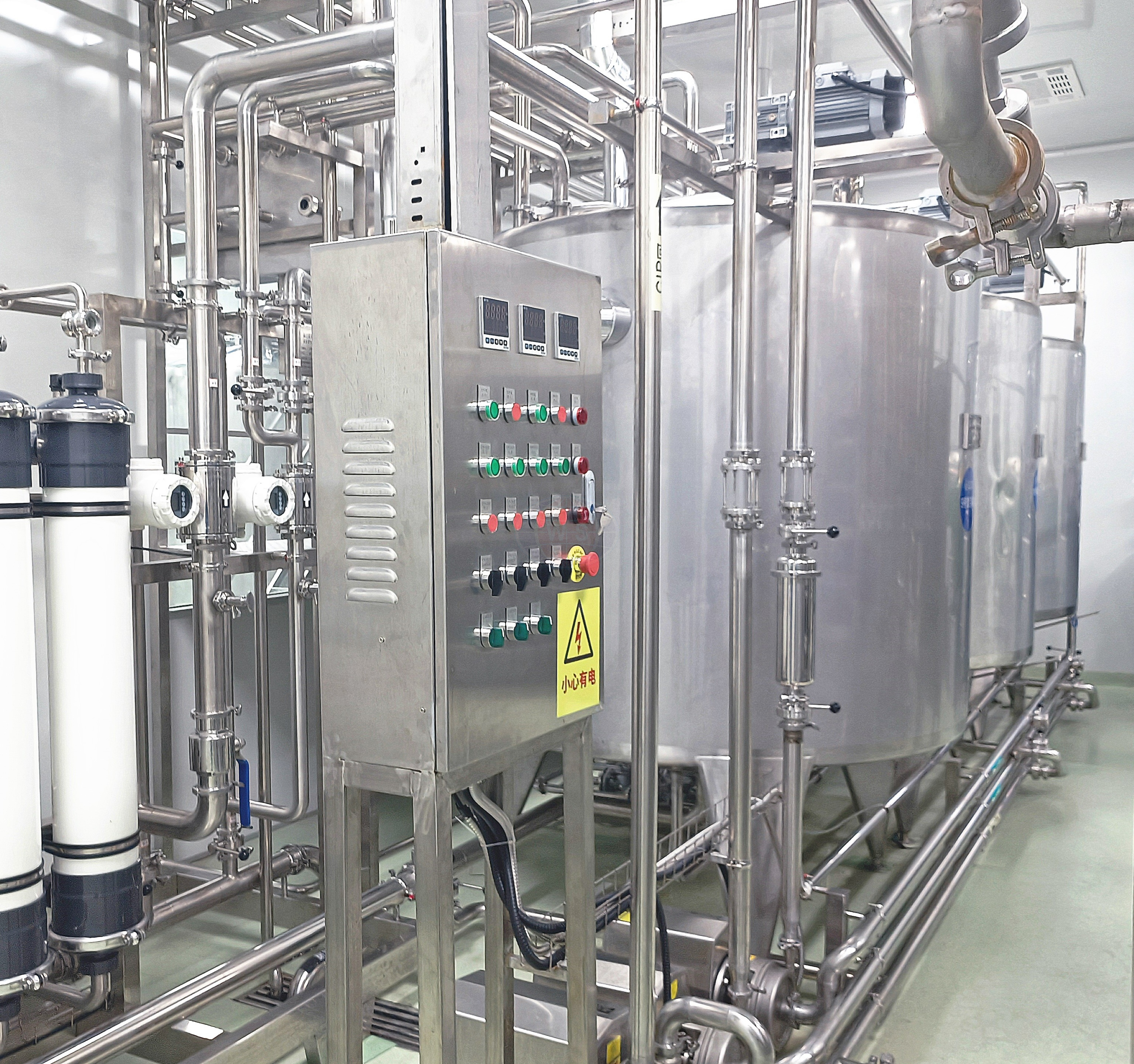What is the classifications of juice production line?