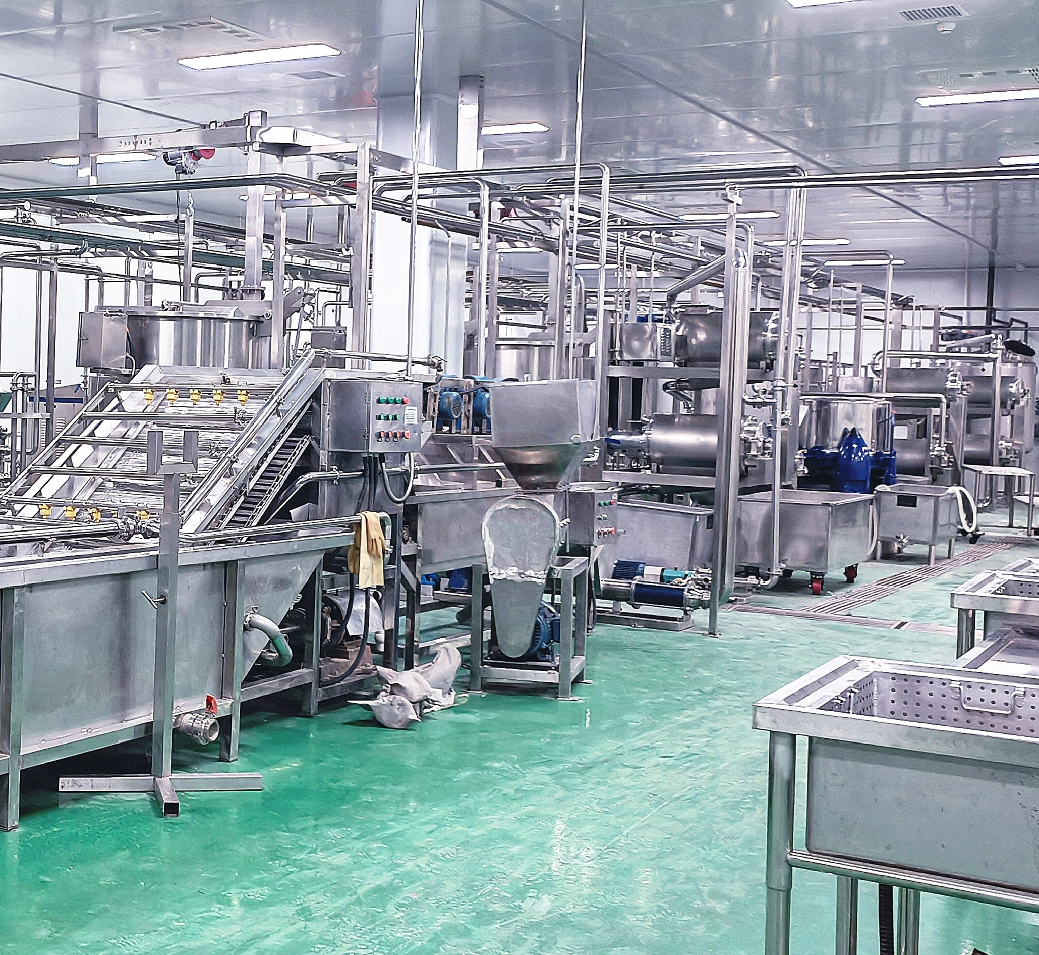 Industrial Juice Processing Plant Layout and Equipment